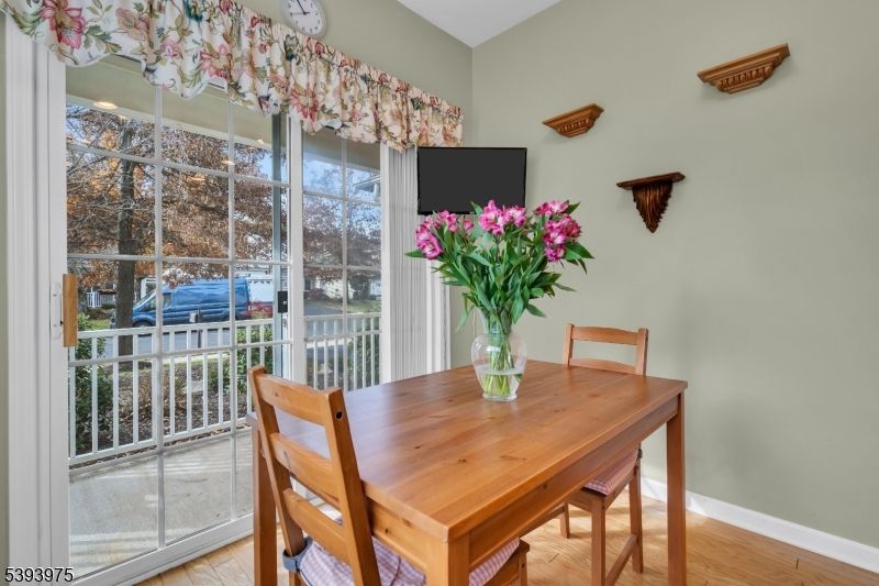 Dining room, Interior, Wood Texture Flooring