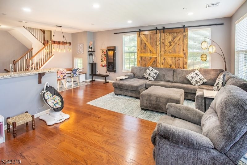 Interior, Living room, Pendant Lights, Recessed Lighting, Wood Texture Flooring