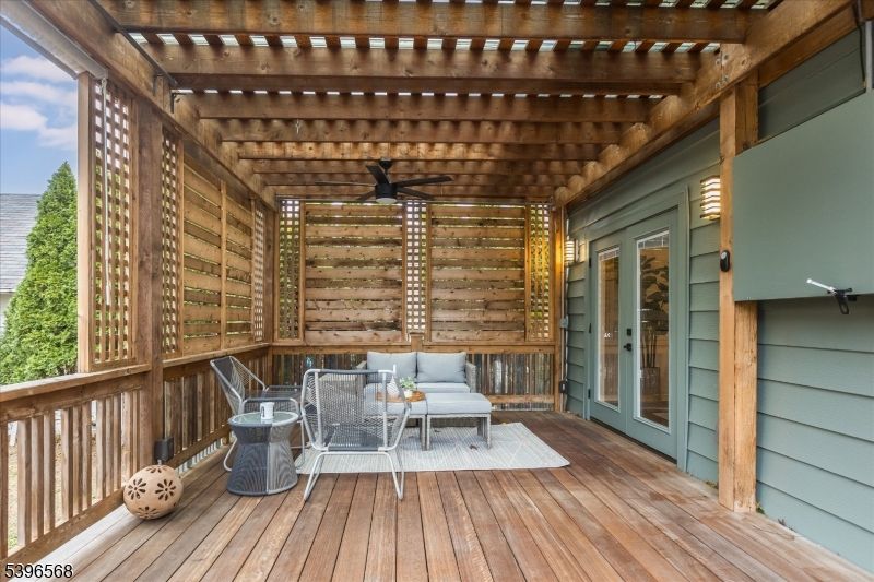 Exterior, Wood Texture Flooring