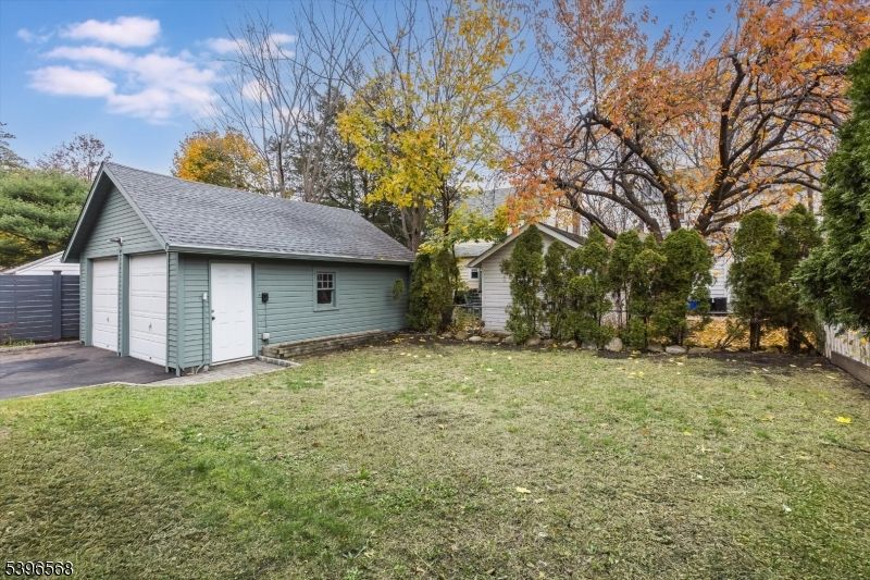 Backyard, Detached Garage, Exterior