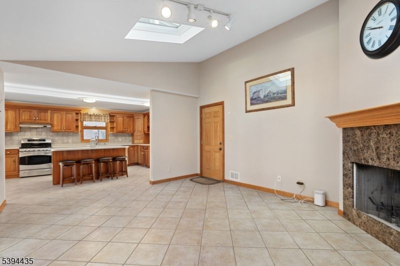 Fireplace, Interior, Kitchen, Stainless Steel Appliances