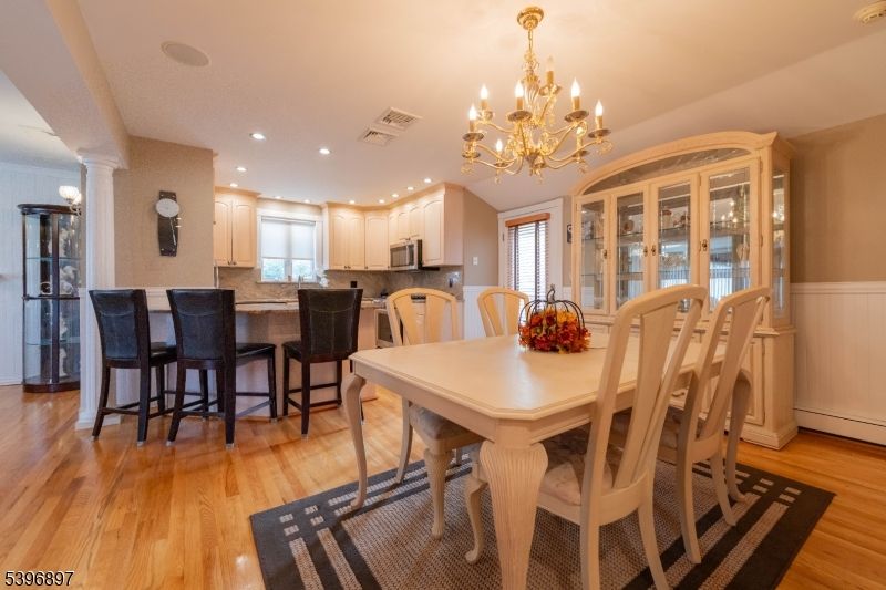 Chandelier, Dining room, Interior, Kitchen, Recessed Lighting, Wood Texture Flooring