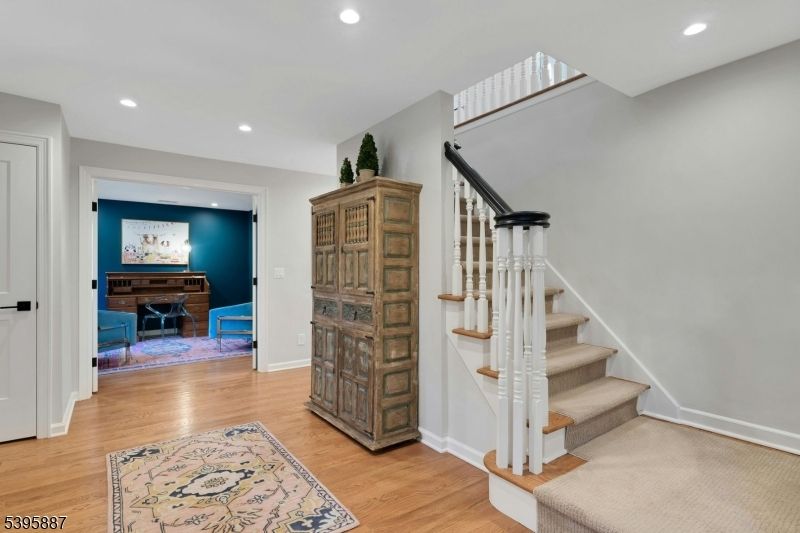 Interior, Piano, Recessed Lighting, Wood Texture Flooring