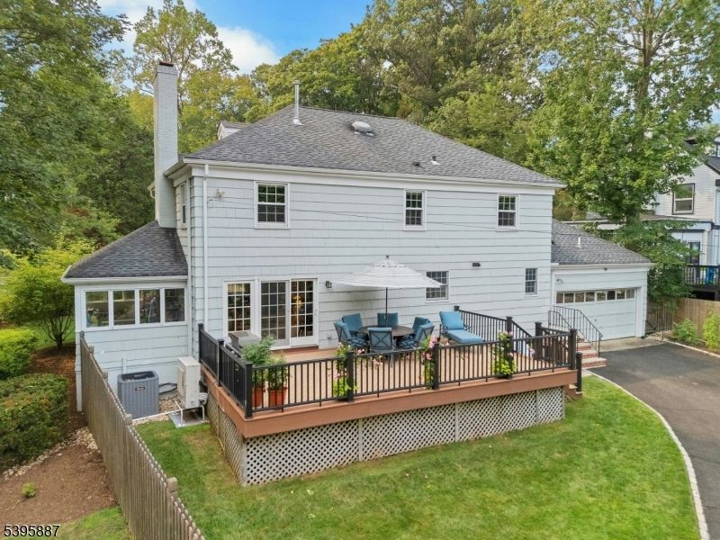 Backyard, Detached Garage, Exterior