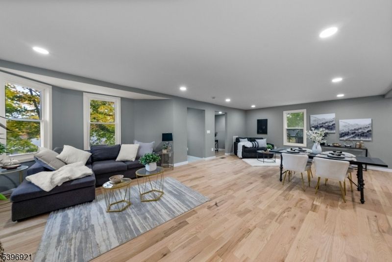 Dining room, Interior, Living room, Recessed Lighting, Wood Texture Flooring