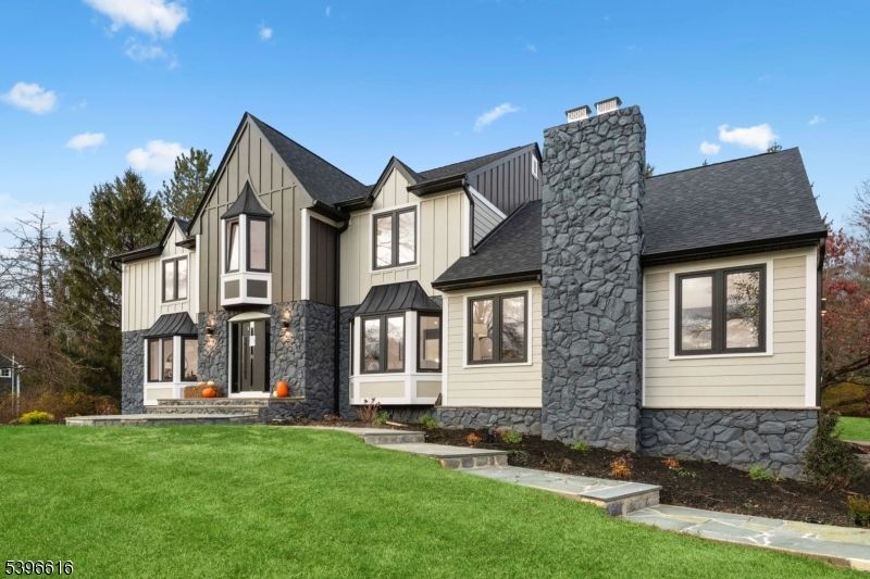 Backyard, Exterior, Facade, Tudor Revival