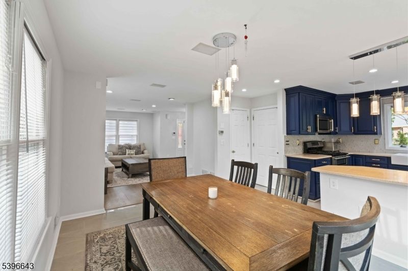 Dining room, Interior, Kitchen, Living room, Pendant Lights, Recessed Lighting