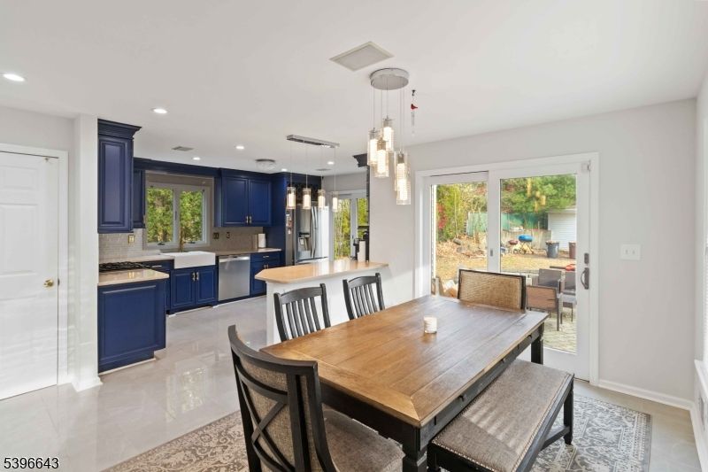 Dining room, Interior, Kitchen, Pendant Lights, Recessed Lighting