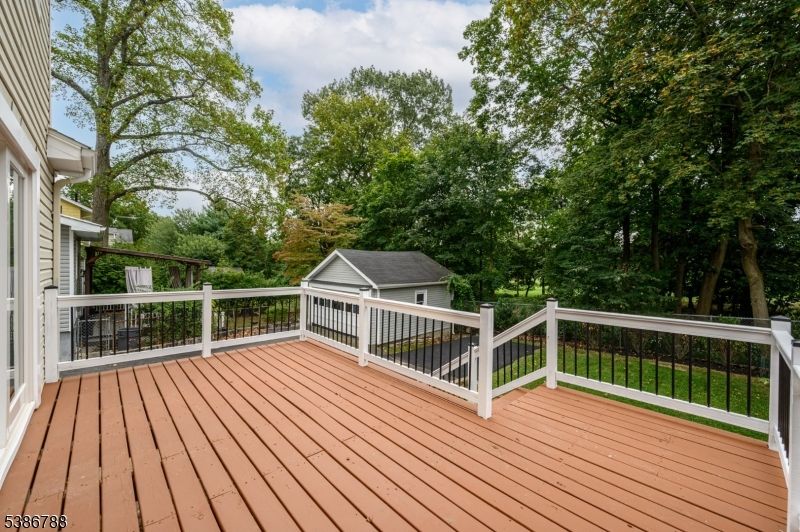 Exterior, Wood Texture Flooring