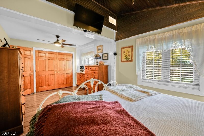 Bedroom, Interior, Wooden Ceilings, Wood Texture Flooring