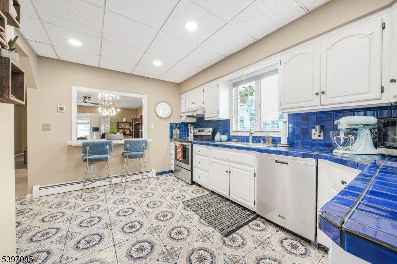 Chandelier, Interior, Kitchen, Recessed Lighting, Tile Countertops