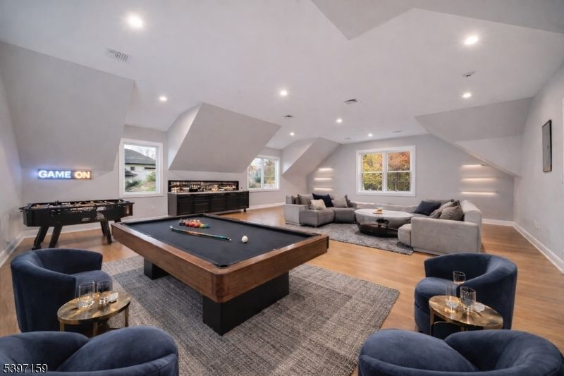 Billiard Table, Game Room, Interior, Living room, Recessed Lighting, Wood Texture Flooring