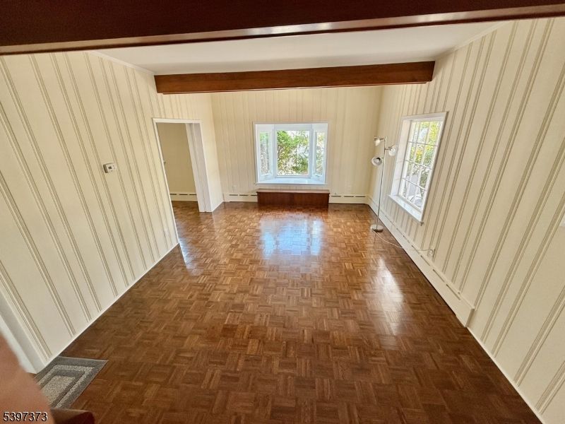 Empty room, Interior, Wooden Beams, Wood Texture Flooring
