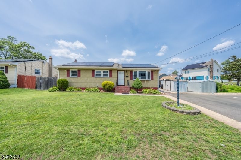 Backyard, Exterior, Facade, Solar Panels, Cape Cod