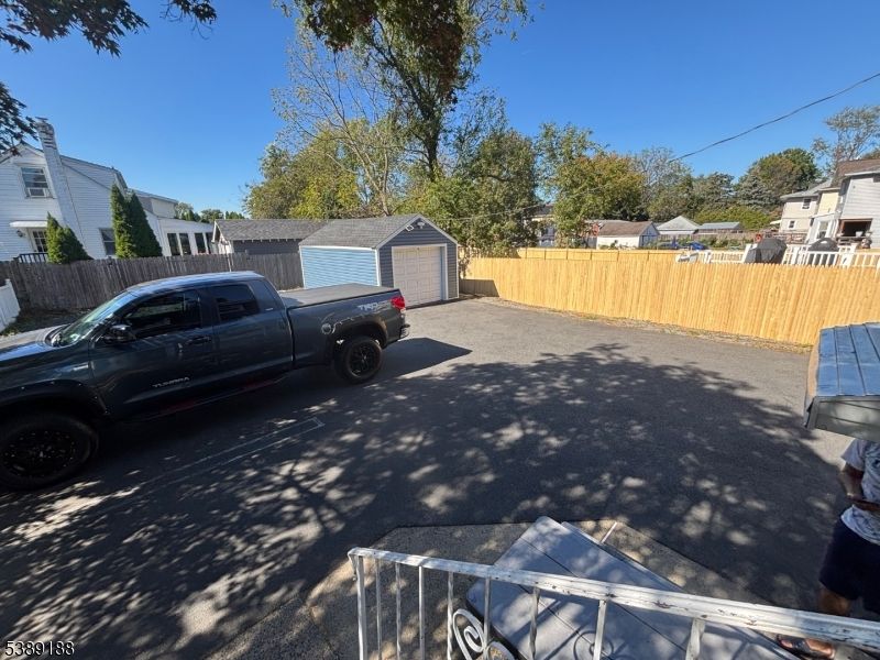 Detached Garage, Exterior