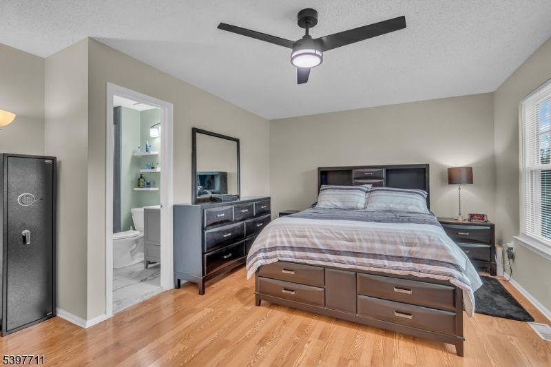 Bathroom, Bedroom, Interior, Wood Texture Flooring