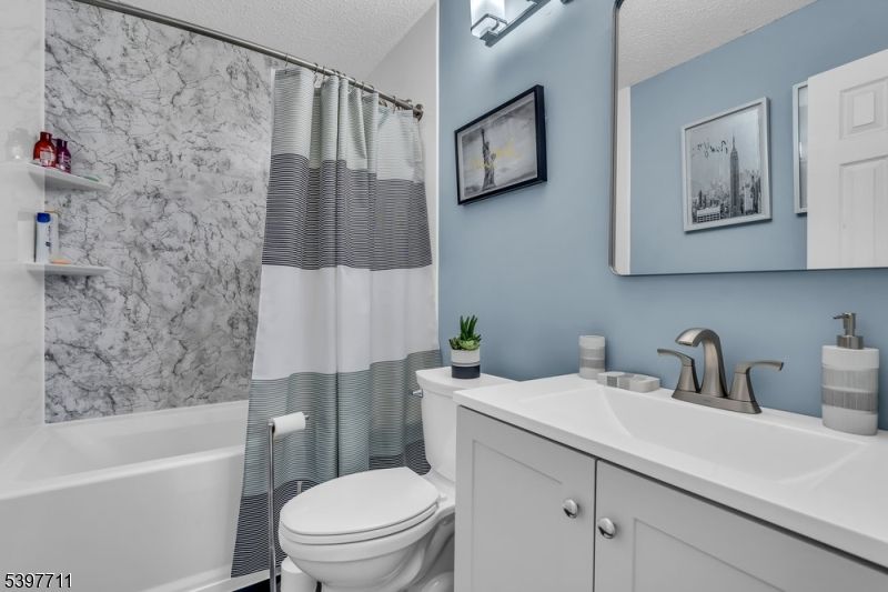 Bathroom, Interior, Marble Walls