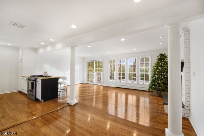 Empty room, Interior, Kitchen, Recessed Lighting, Wood Texture Flooring
