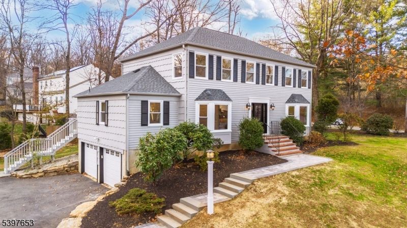 Attached, Backyard, Exterior, Facade, Georgian