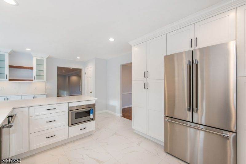 Interior, Kitchen, Marble, Recessed Lighting, Stainless Steel Appliances