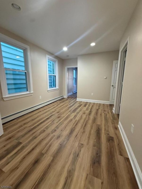 Empty room, Interior, Recessed Lighting, Wood Texture Flooring