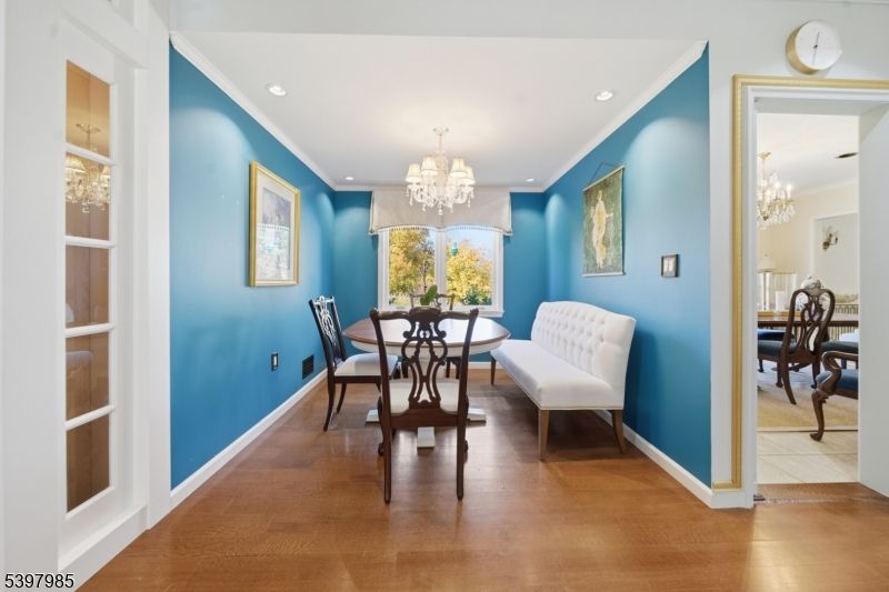 Chandelier, Dining room, Interior, Recessed Lighting, Wood Texture Flooring