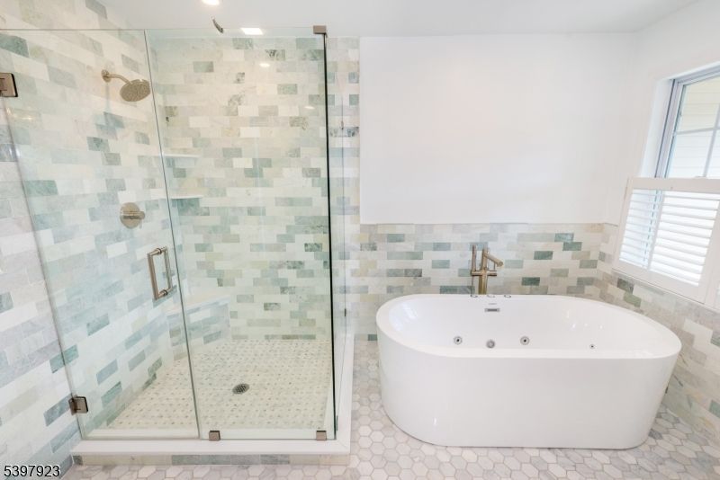 Bathroom, Free Standing Baths, Glass Shower, Interior, Recessed Lighting