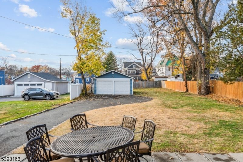 Backyard, Detached Garage, Exterior