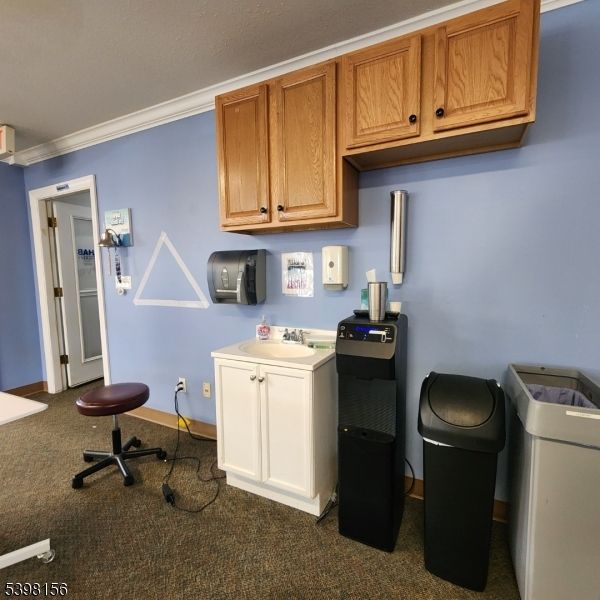 Home Office, Interior, Washer