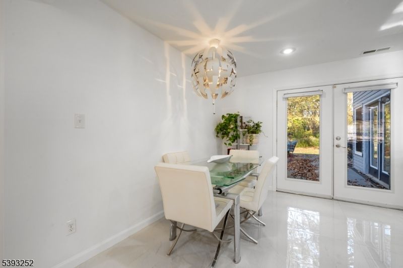 Chandelier, Dining room, Interior, Recessed Lighting