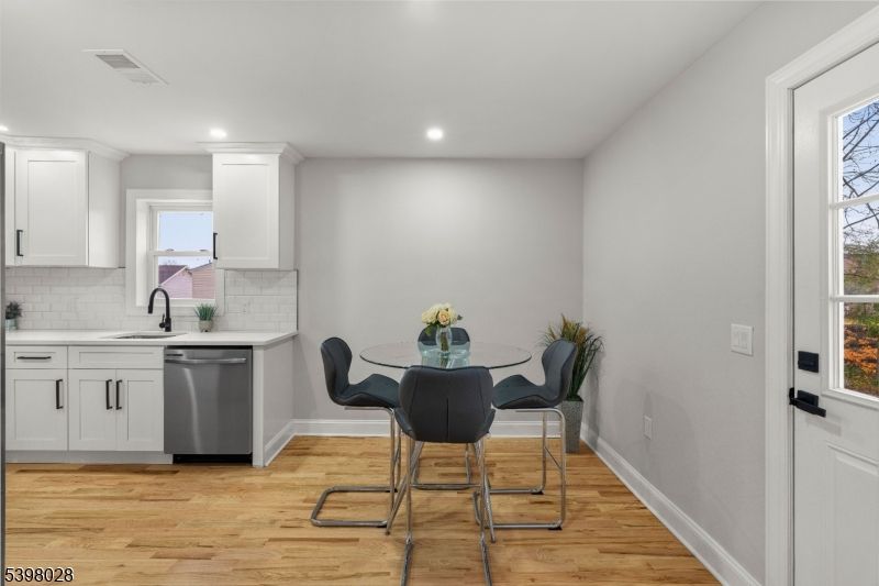 Dining room, Interior, Kitchen, Recessed Lighting, Wood Texture Flooring