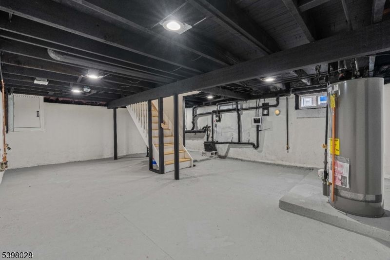 Fitness Equipment, Interior, Recessed Lighting