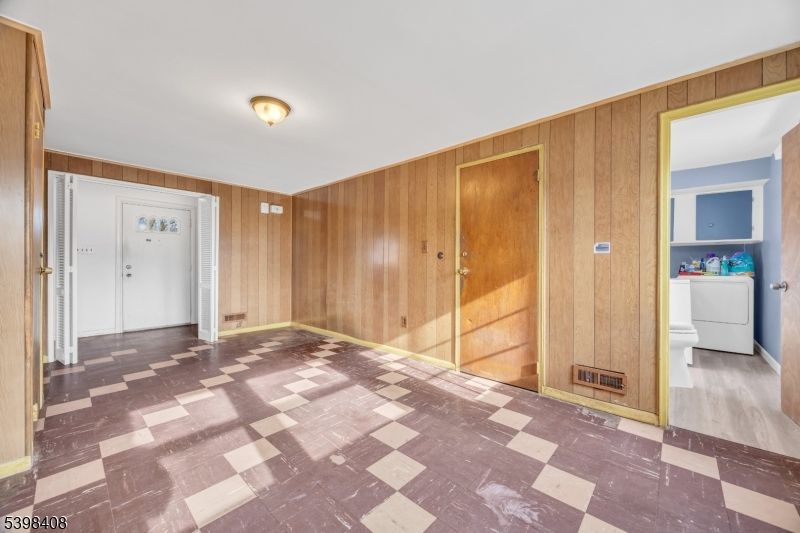Empty room, Interior, Wooden Walls