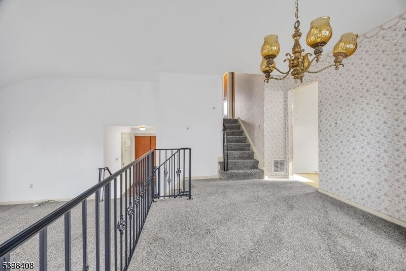 Chandelier, Interior