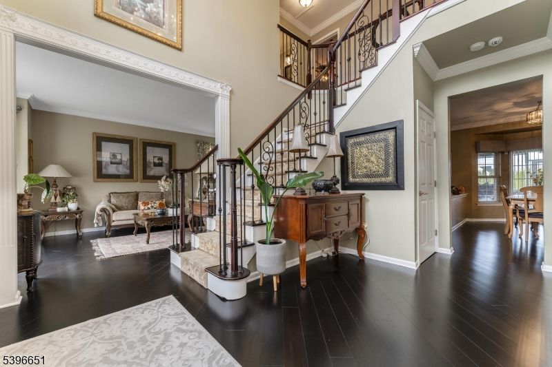 Chandelier, Dining room, Interior, Living room, Wood Texture Flooring
