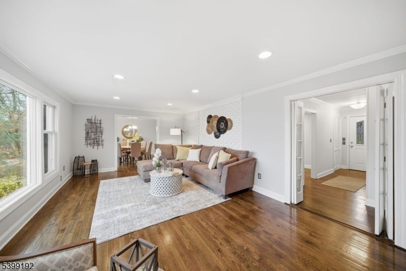 Dining room, Interior, Living room, Recessed Lighting, Wood Texture Flooring