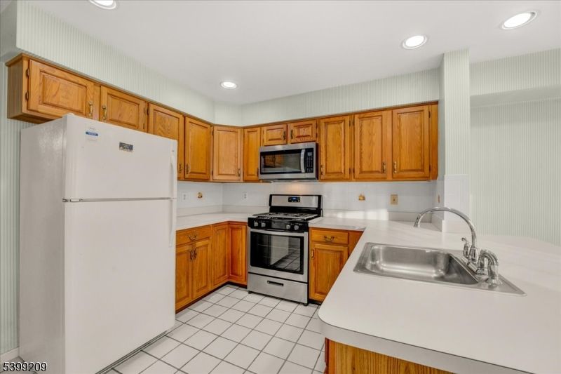 Interior, Kitchen, Recessed Lighting