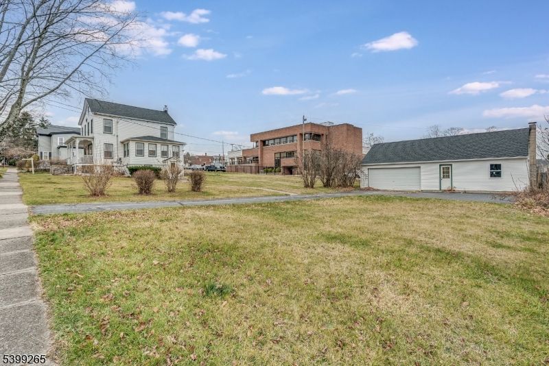 Backyard, Detached Garage, Exterior