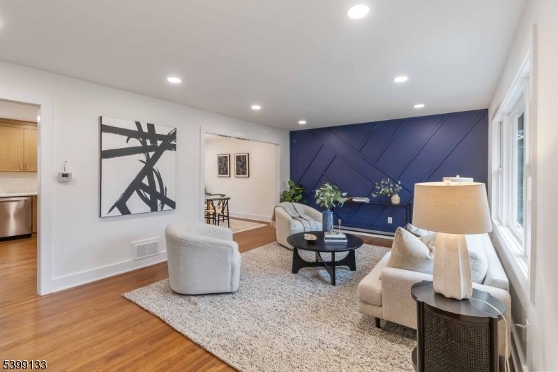 Interior, Living room, Recessed Lighting, Wood Texture Flooring