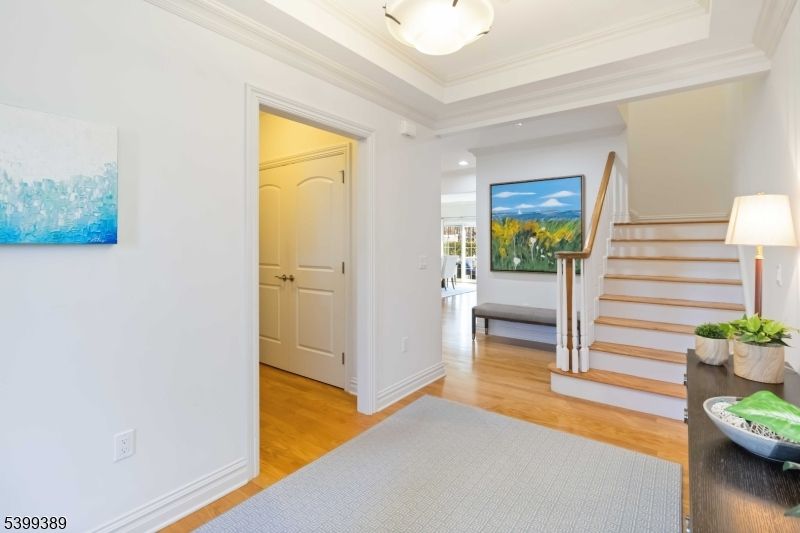 Interior, Pendant Lights, Recessed Lighting, Wood Texture Flooring