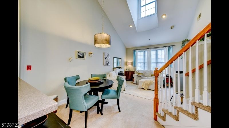 Bedroom, Dining room, Interior, Pendant Lights, Recessed Lighting