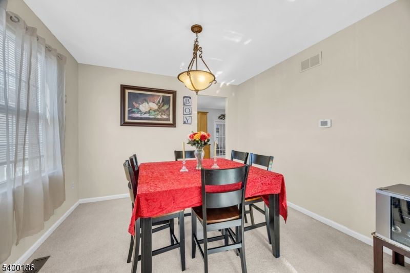 Dining room, Interior, Pendant Lights, Recessed Lighting