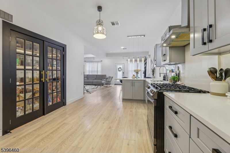 Interior, Kitchen, Living room, Pendant Lights, Recessed Lighting, Stainless Steel Appliances, Wood Texture Flooring