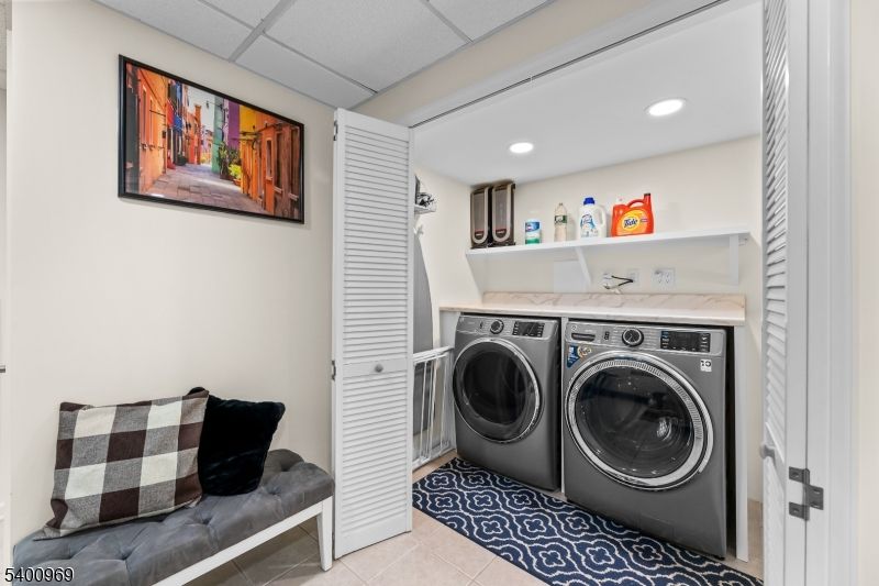 Interior, Recessed Lighting, Utility Closets, Washer