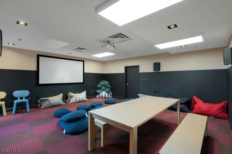 Interior, Projection Screen, Recessed Lighting, Theatre Room