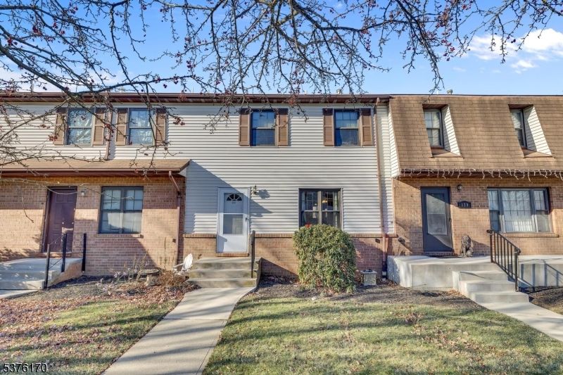 Exterior, Facade, Brick Facade, Rowhouse