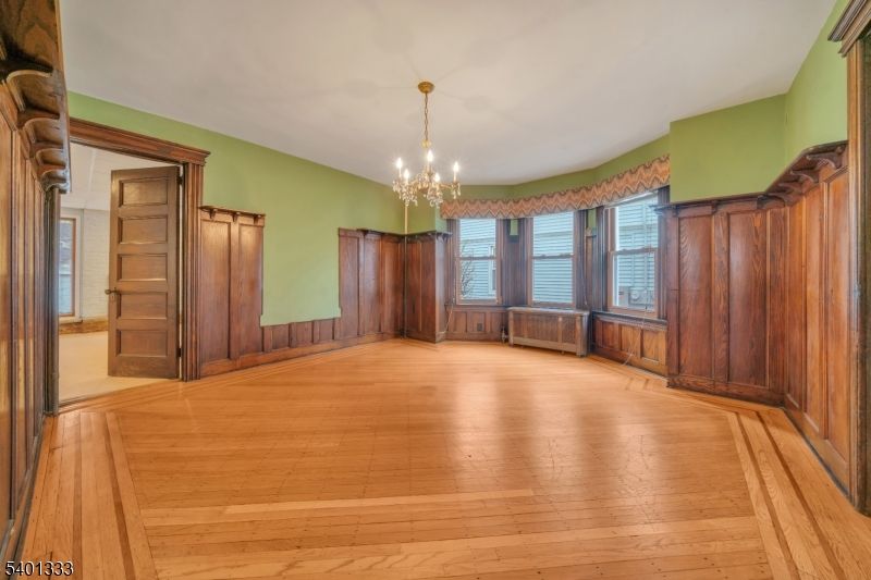 Chandelier, Empty room, Interior, Wood Texture Flooring