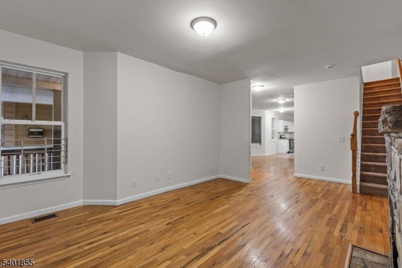 Empty room, Interior, Kitchen, Wood Texture Flooring