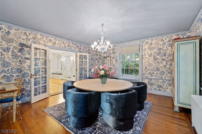 Chandelier, Dining room, Interior, Wood Texture Flooring