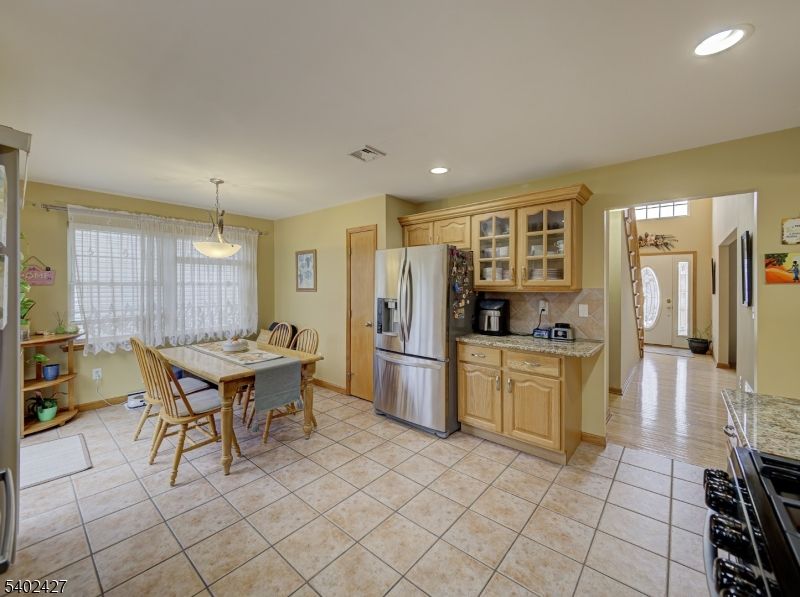 Dining room, Interior, Kitchen, Pendant Lights, Recessed Lighting